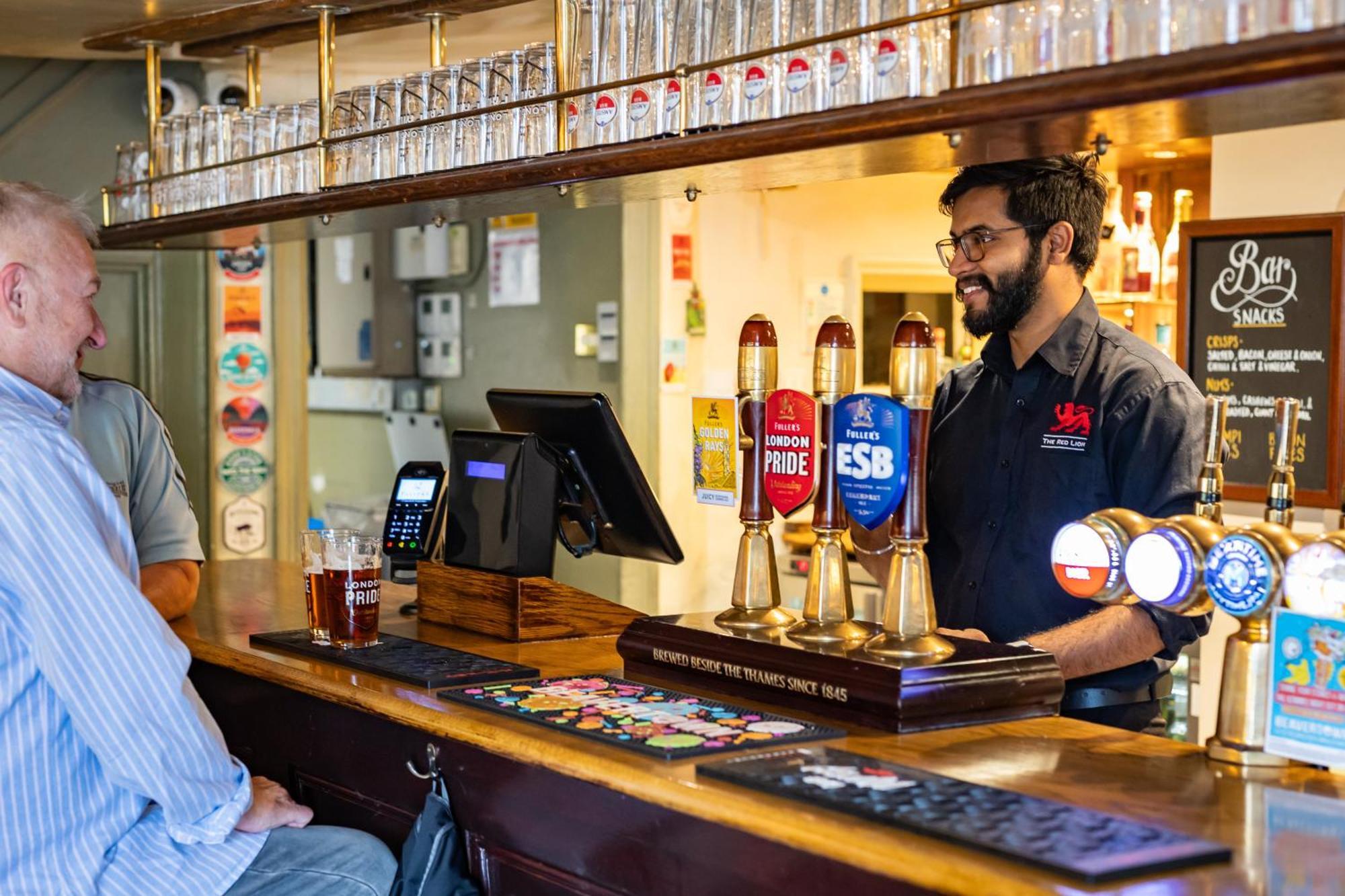 The Red Lion Hotel Hillingdon Buitenkant foto