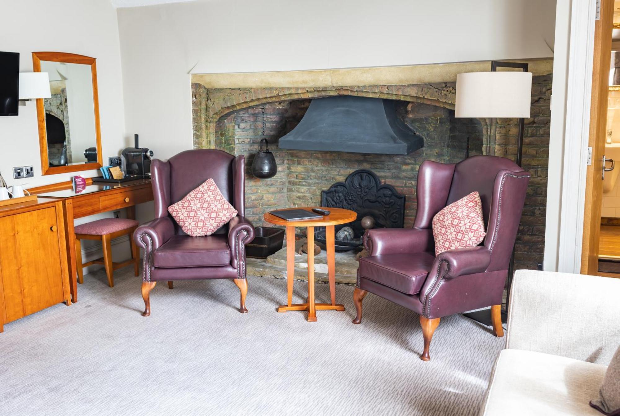 The Red Lion Hotel Hillingdon Buitenkant foto